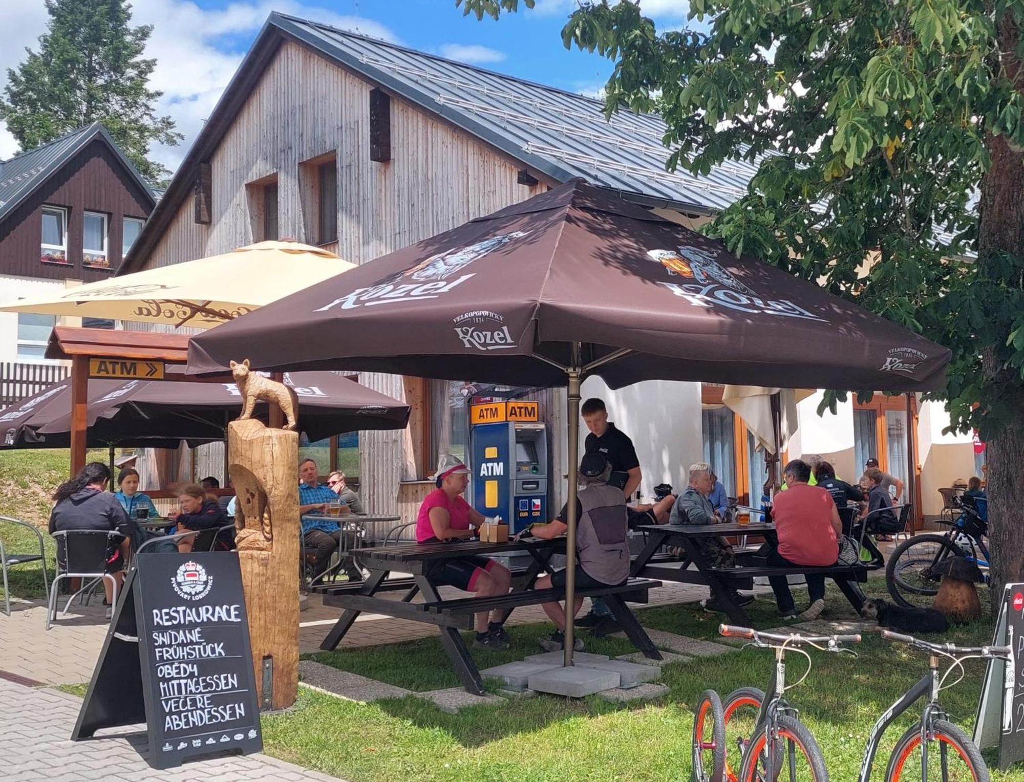 Penzion A Restaurace U Sousedu Strazny Kültér fotó