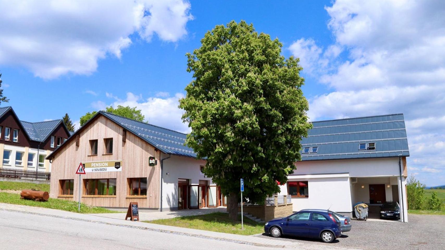 Penzion A Restaurace U Sousedu Strazny Kültér fotó